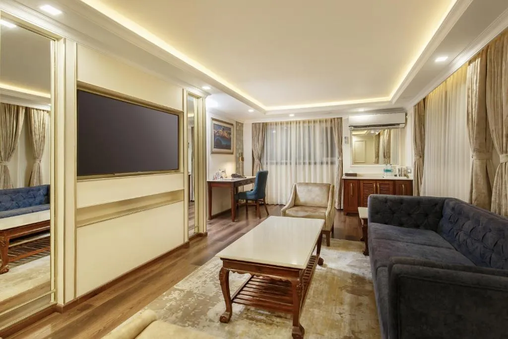 Room image 6