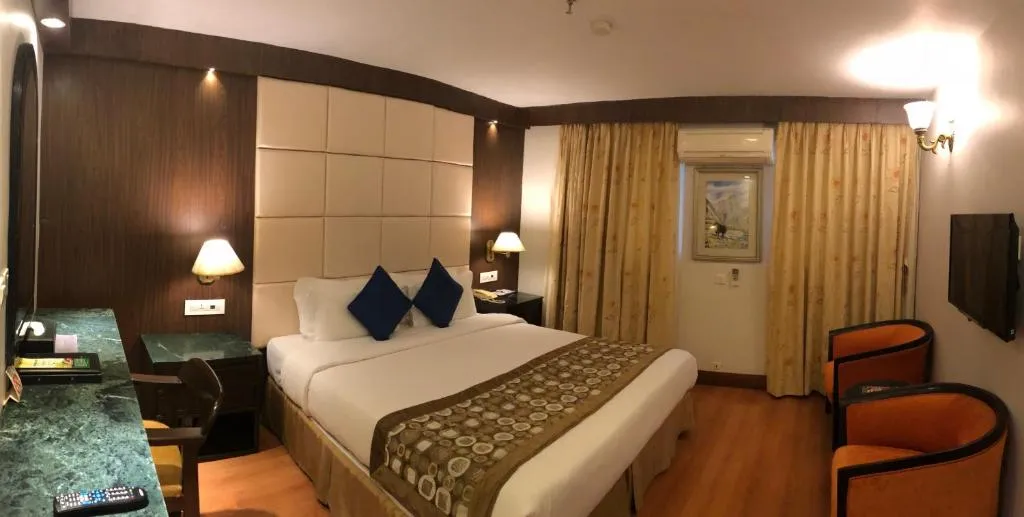 Room image 5
